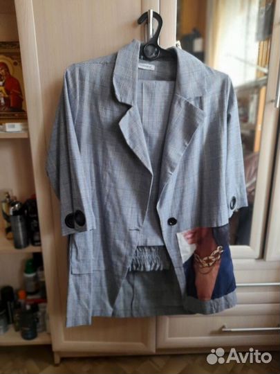 Брючный костюм женский