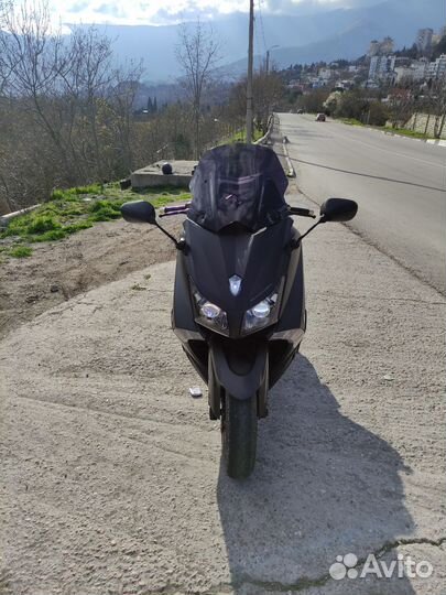 Yamaha Tmax 4 поколение