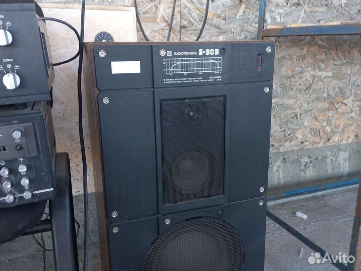 Магнитофон маяк 233 и усилитель одисей у 010