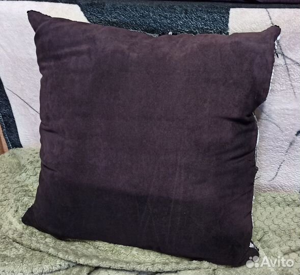 Подушка с пайетками Какаши Хатаке