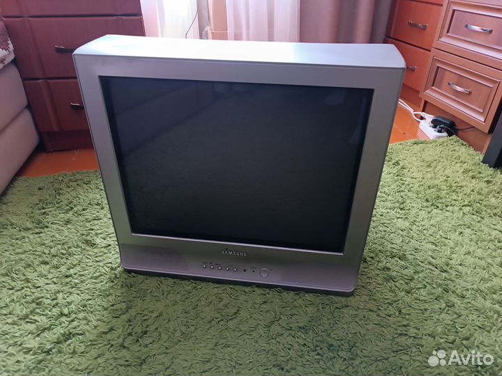 Телевизор samsung