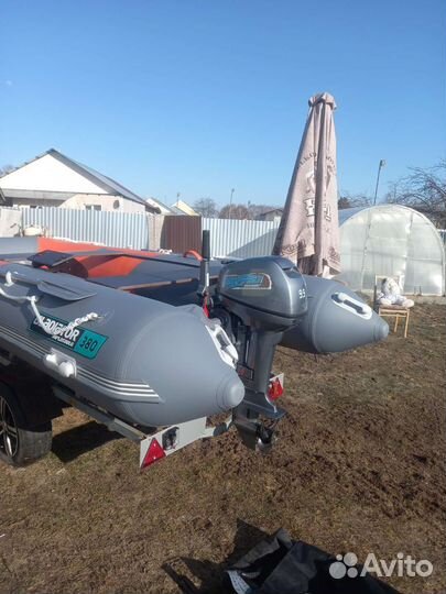 Продаю лодку пвх гладиатор380 с мотором микатсу 9