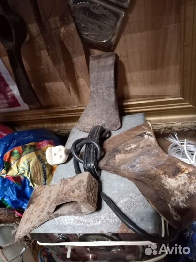 Старинные топоры