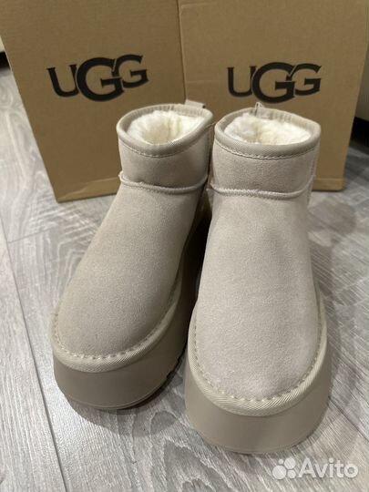 Натуральные высокие угги на высокой подошве с нату