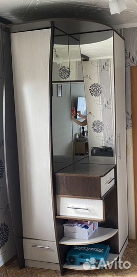 Продам прихожую