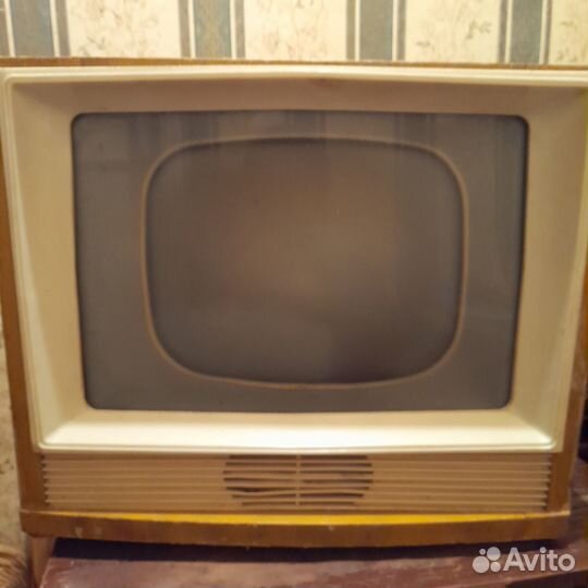 Телевизор рекорд 12