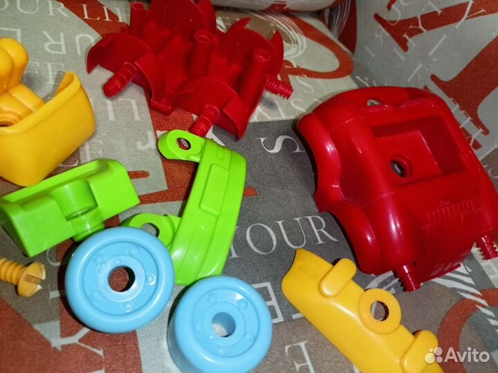 Машинка конструктор с отверткой