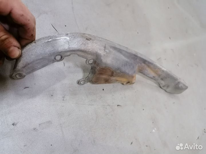 Кожух ремня грм 2.0 Volvo 340 1984-1991