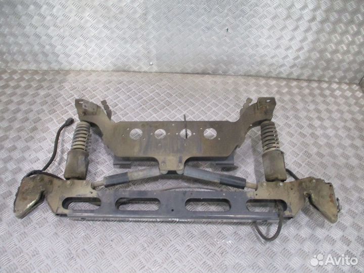 Кронштейн замков кабины камаз A9303100058