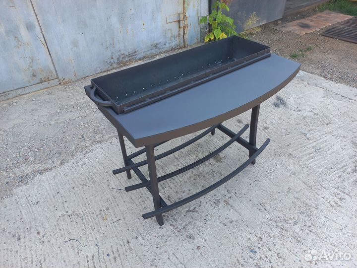 Мангал со столиком