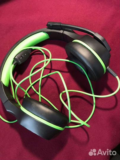 Игровые наушники