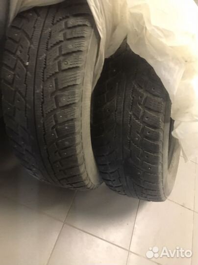 Kumho I'Zen KW22 235/65 R17 108Q