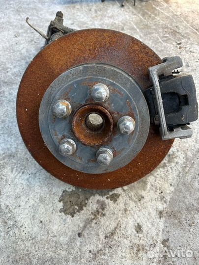 Ступица задняя левая Chrysler 300C LD EXF 2014