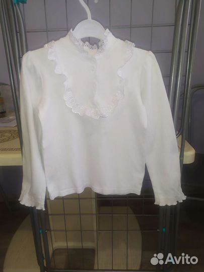 Блузки белые для девочки 7-8л Цена за 1 шт