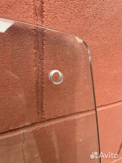 Стеклянная столешница