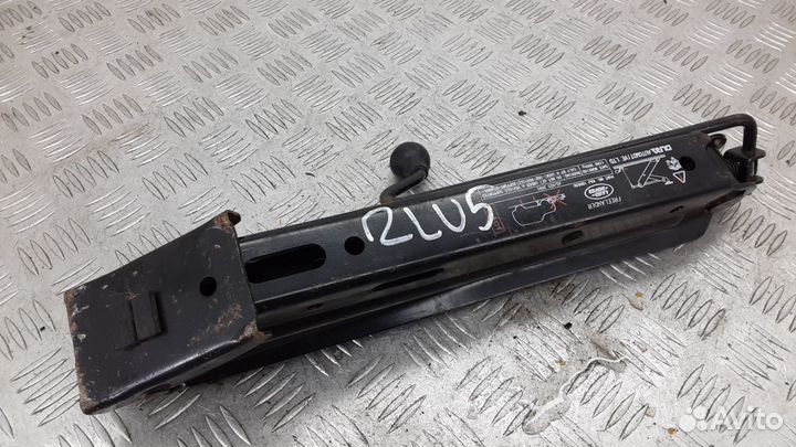 Домкрат на Land Rover Freelander 1