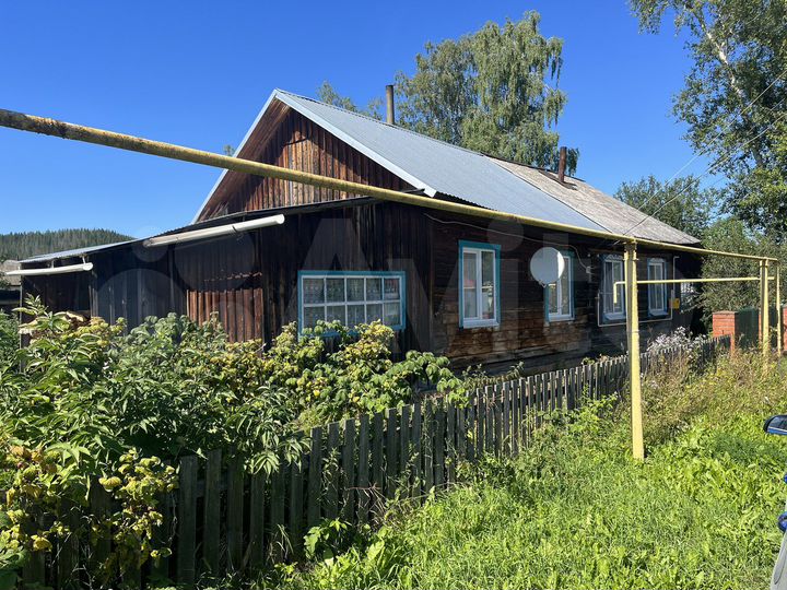 Дом 32 м² на участке 5 сот.