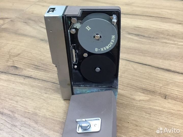 Nikkorex-8 + Nikkor 1:1,8/ f 10mm