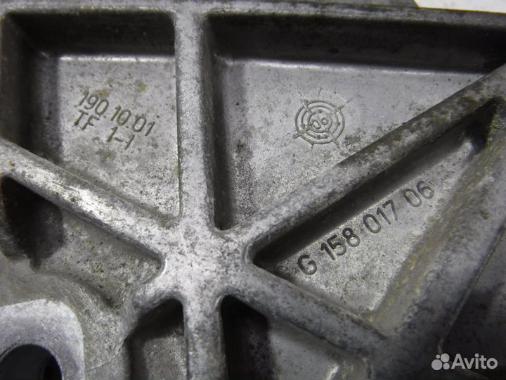 Кронштейн кпп Opel Astra H