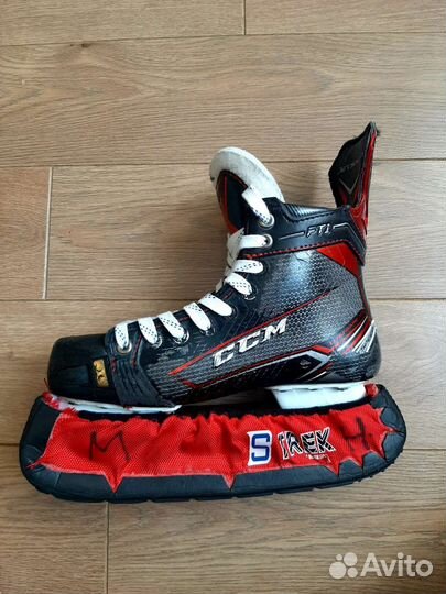 Коньки хоккейные CCM