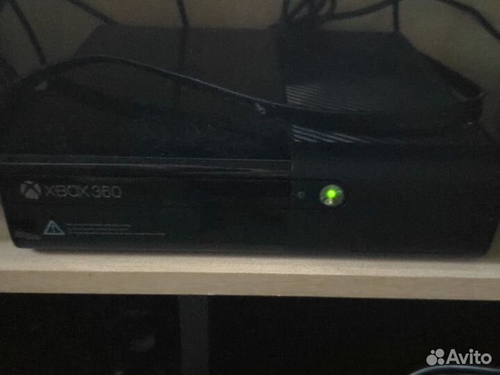 Xbox 360 E 320gb