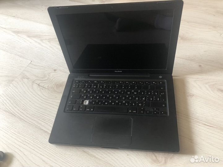 Apple MacBook A1181