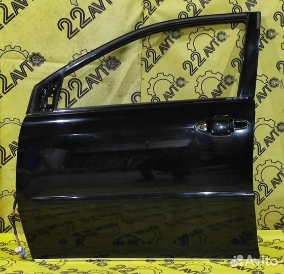 Дверь передняя левая Toyota Harrier MCU30 1mzfe