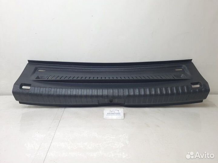 Обшивка багажника задняя Volkswagen Tiguan 2.0