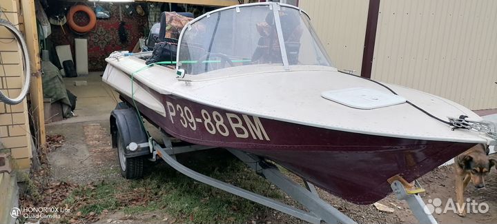 Маломерное моторное судно