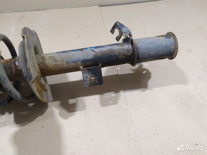 Амортизатор передний левый Ford Maverick TM1 GZ