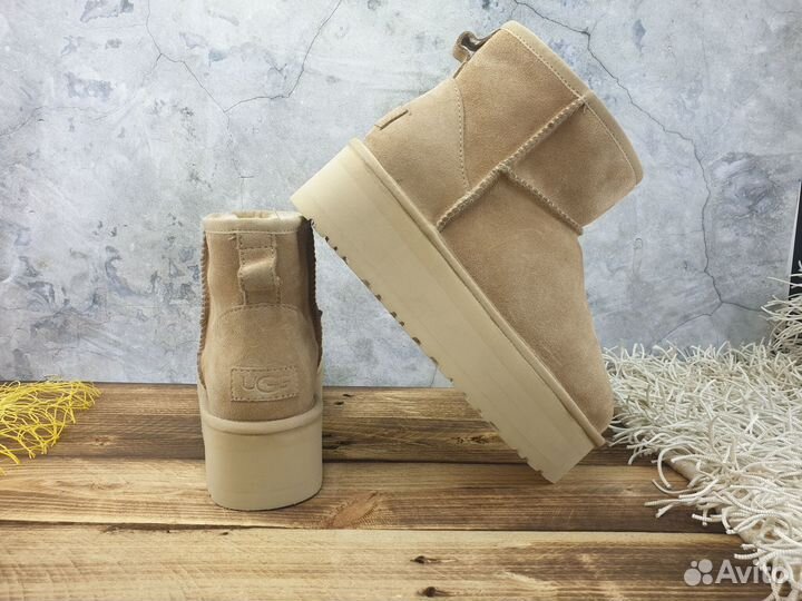 UGG Classic Mini Platform