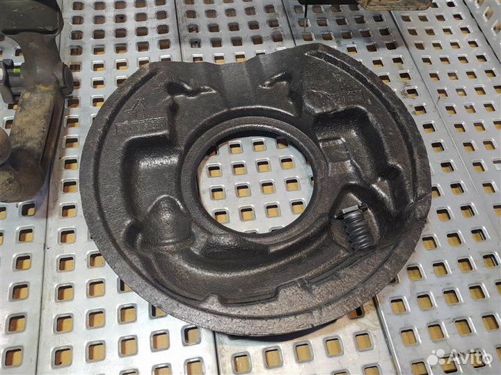 Фаркоп Mercedes Ml-Class W164