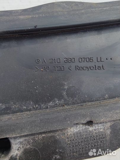 Решетка радиатора mercedes w210