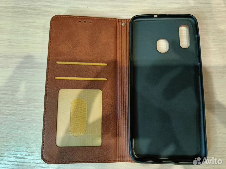 Чехлы на samsung A10/A20/A30/J7 и tecno