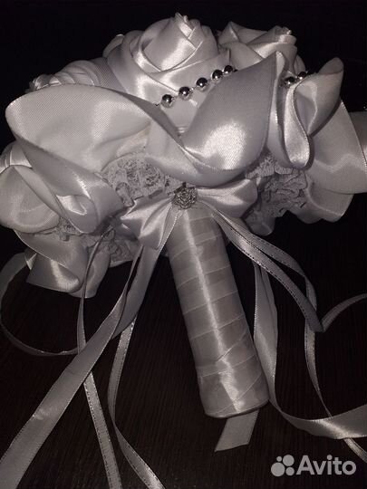 Свадебные букеты из атласных лент