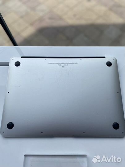 MacBook Air 13 2013 4 гб, 128 гб SSD Core i5