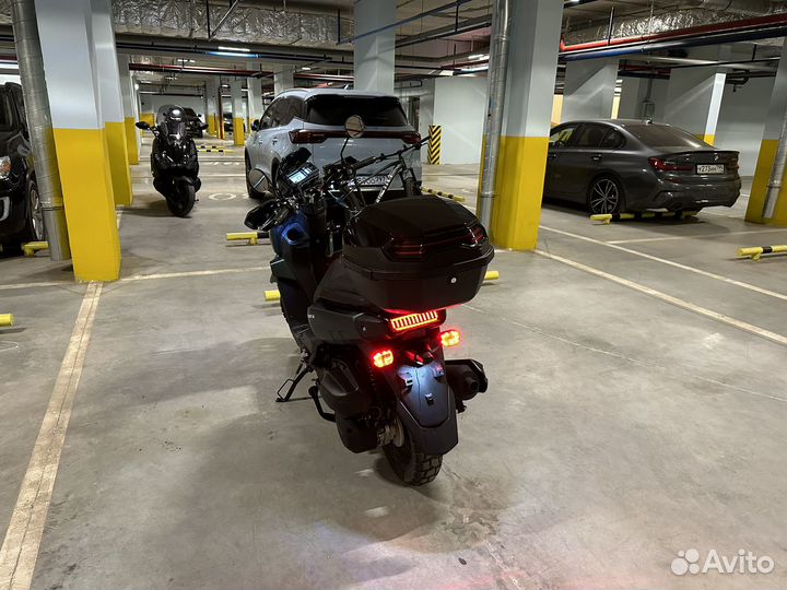 Скутер Vento SMART 3