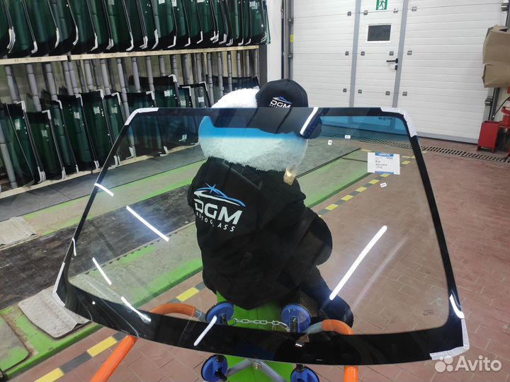 Лобовое стекло Toyota Rav4 3 с обогревом