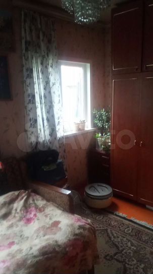 Дом 44 м² на участке 4 сот.