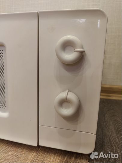 Маленькая микроволновая печь Daewoo. 13 литров