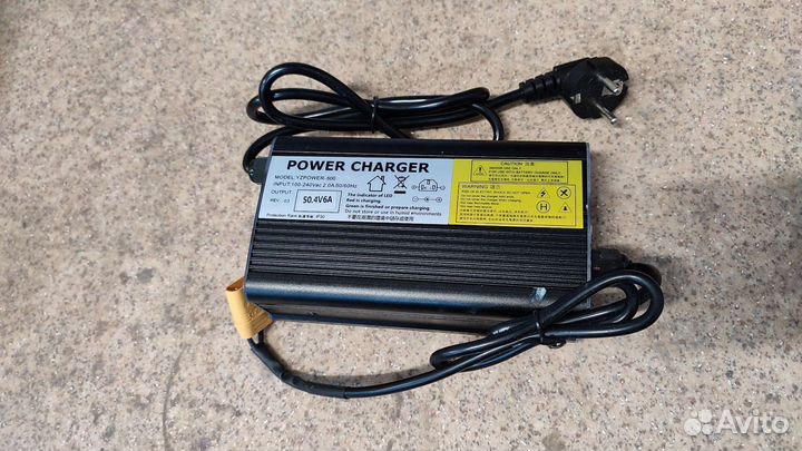 Зарядное устройство для литиевых аккумуляторов