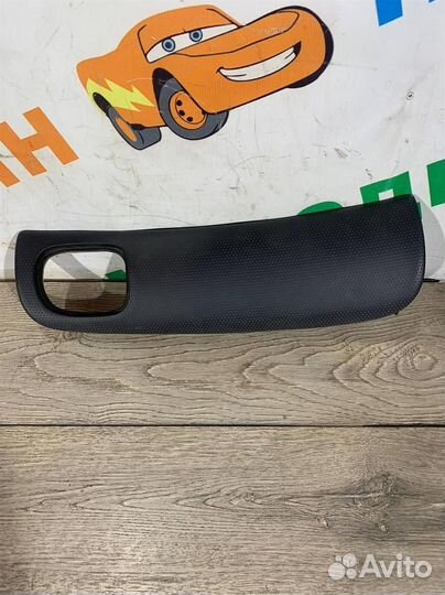 Накладка декоративная в торпедо Mazda-Мазда 323