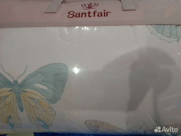 Подушки одеяла постельные комплекты