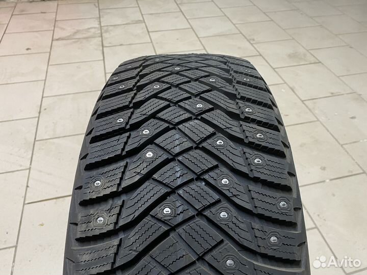 Goodyear UltraGrip Arctic 2 255/60 R18 112T