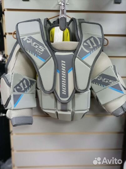 Нагрудник вратаря Warrior Ritual G5 YTH (L/XL)