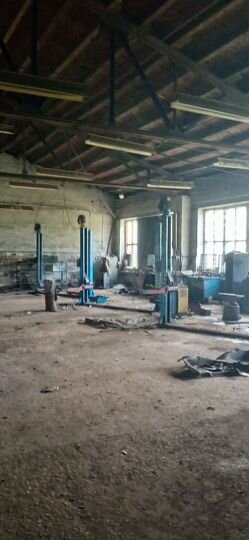 Производство, 1100 м²