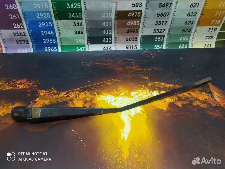 Поводок стеклоочистителя передний Renault Kangoo 1