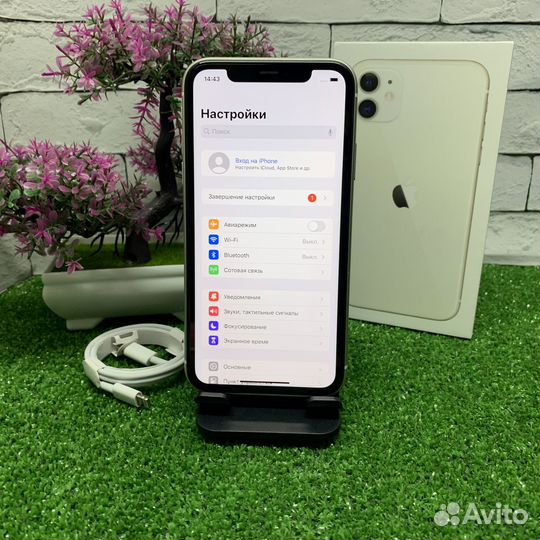 iPhone 11, 64 ГБ