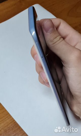 Samsung Galaxy A50, 4/64 ГБ