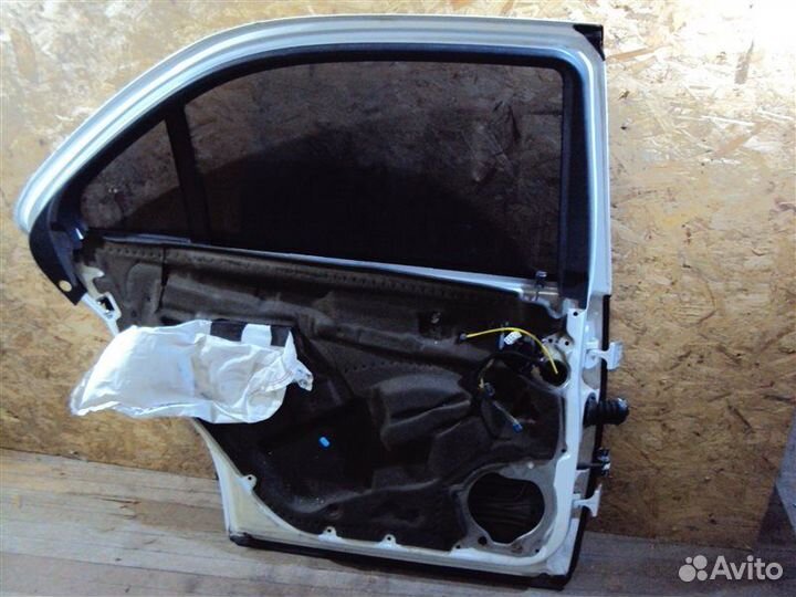 Дверь задняя левая Mercedes-Benz S W220 113.960